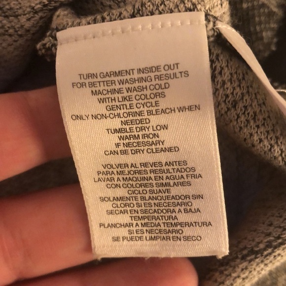 Jones New York Gray top - Picture 4 of 4